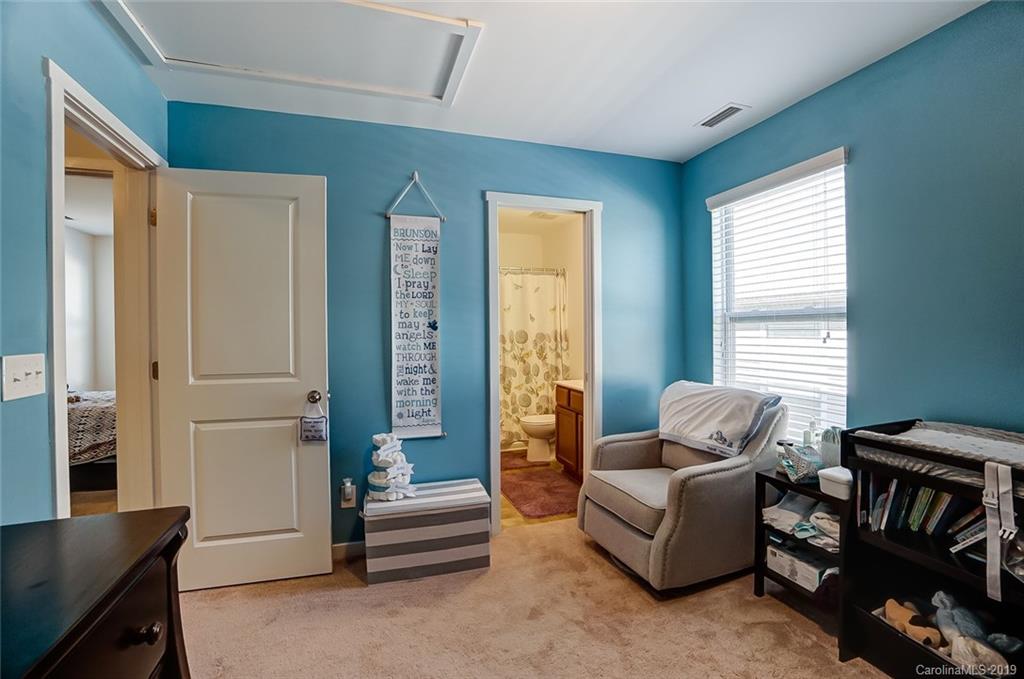 5916 Raisin Tree Lane Charlotte, NC 28215 - Photo 20 of 28 Gallery Image 20
