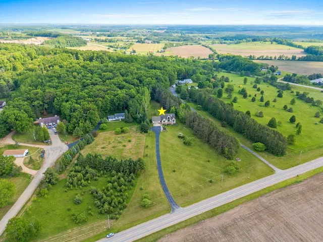 $624,900 | W5735 County Road East, Shawano, WI 54166