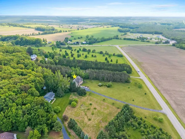 $624,900 | W5735 County Road East, Shawano, WI 54166