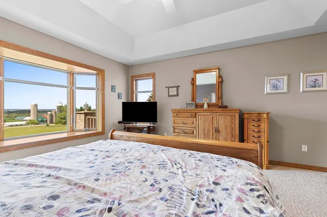 $624,900 | W5735 County Road East, Shawano, WI 54166