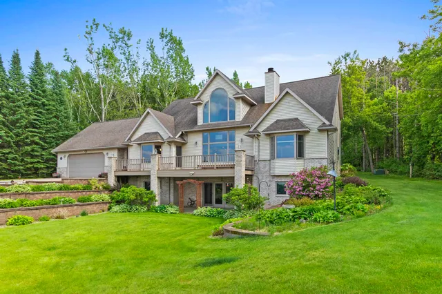 $624,900 | W5735 County Road East, Shawano, WI 54166