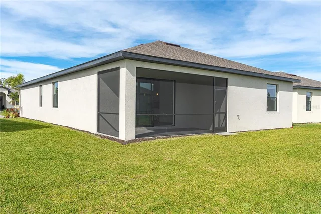 a view of an entrance of the house