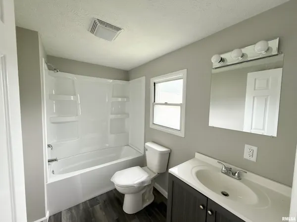 $124,900 | 2015 North 19th Street, Springfield, IL 62702
