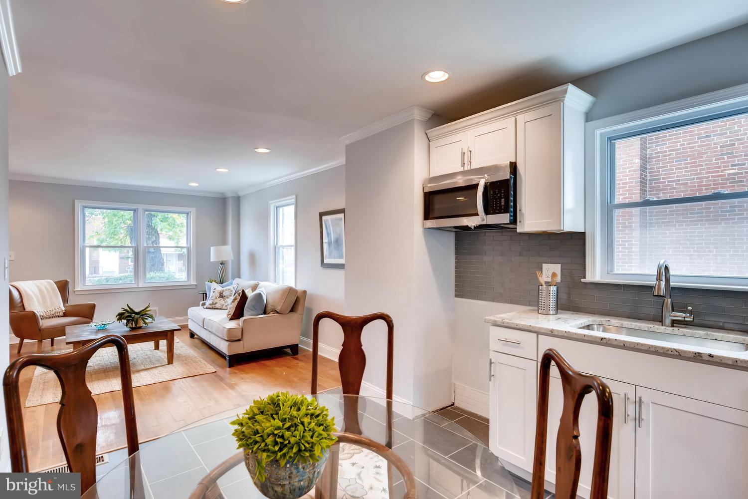 2215 Firethorn Road Baltimore, MD 21220 - Photo 8 of 23 Kitchen