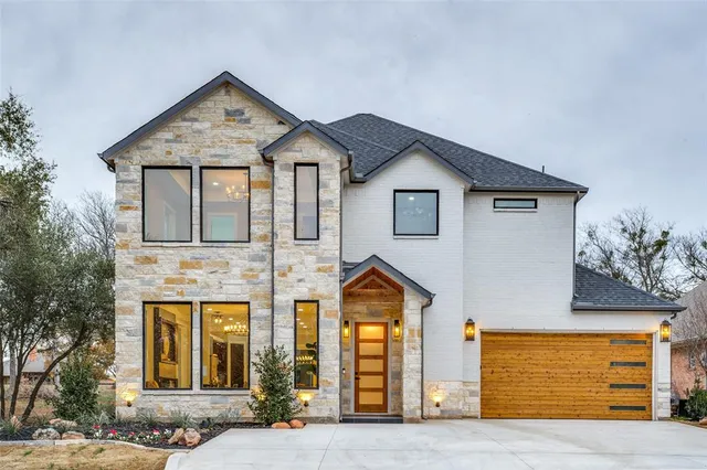 $559,976 | 27073 Stonewood Drive, Whitney, TX 76692