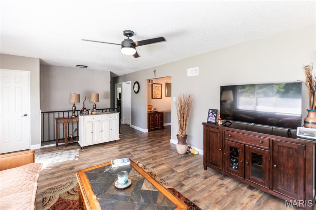 3637 Blecha Road Imperial, MO 63052 - Photo 3 of 34