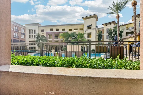 $550,000 | 24585 Town Center Drive, Unit 4103, Valencia, CA 91355