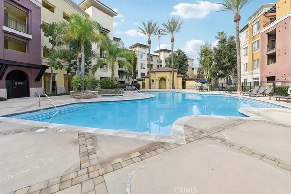 $550,000 | 24585 Town Center Drive, Unit 4103, Valencia, CA 91355