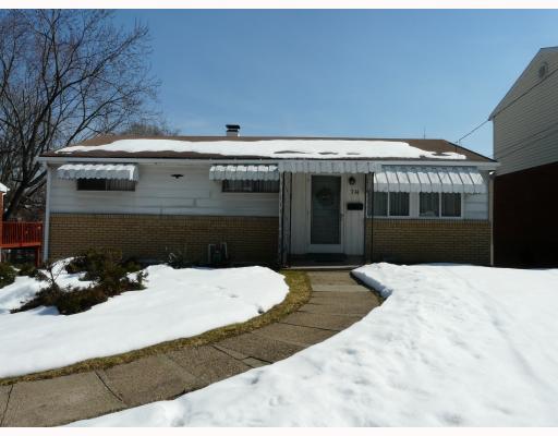 734 Lindsay Road Carnegie, PA 15106 - Photo 1 of 8 Exterior Front.