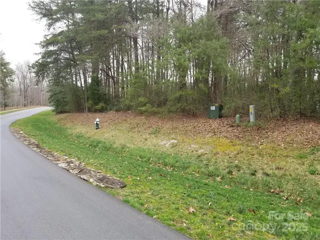 a view of a outdoor space