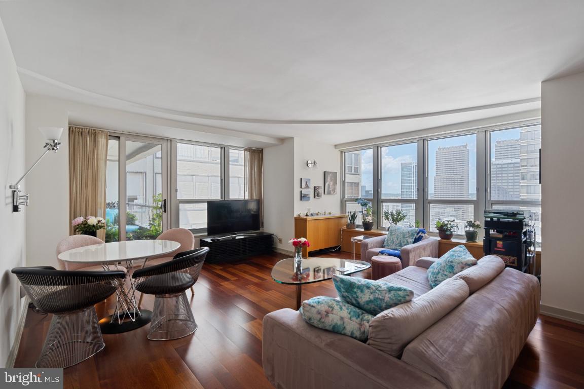 224 West Rittenhouse Square, Unit 2801 Philadelphia, PA 19103 - Photo 1 of 32 Gallery Image 1