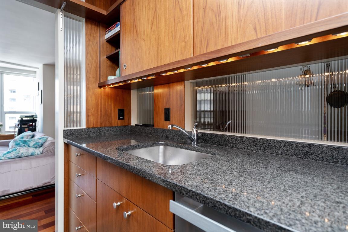 224 West Rittenhouse Square, Unit 2801 Philadelphia, PA 19103 - Photo 15 of 32 Gallery Image 15