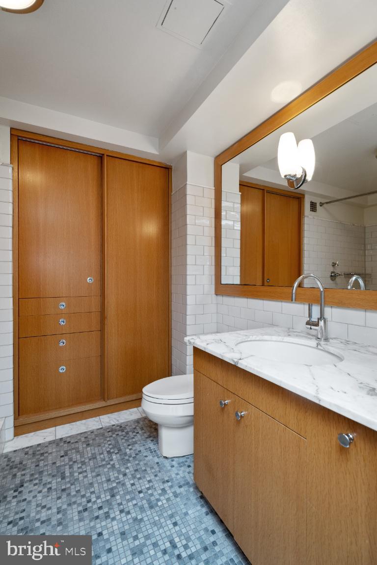 224 West Rittenhouse Square, Unit 2801 Philadelphia, PA 19103 - Photo 21 of 32 Gallery Image 21