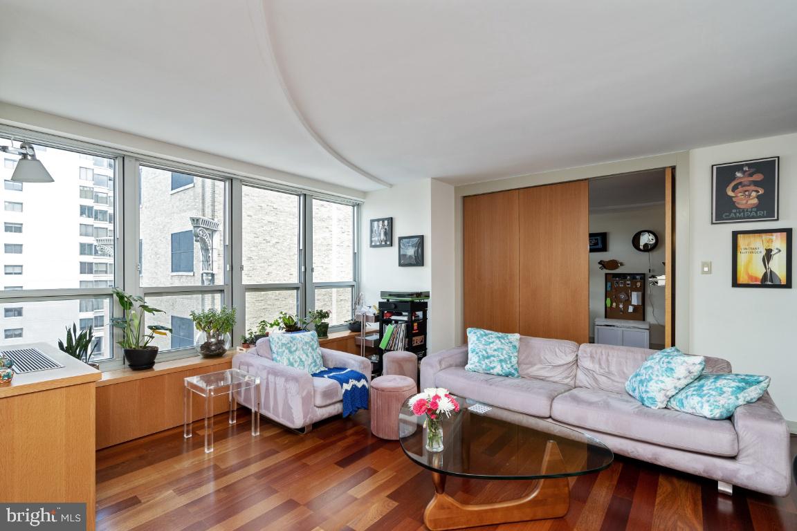 224 West Rittenhouse Square, Unit 2801 Philadelphia, PA 19103 - Photo 5 of 32 Gallery Image 5
