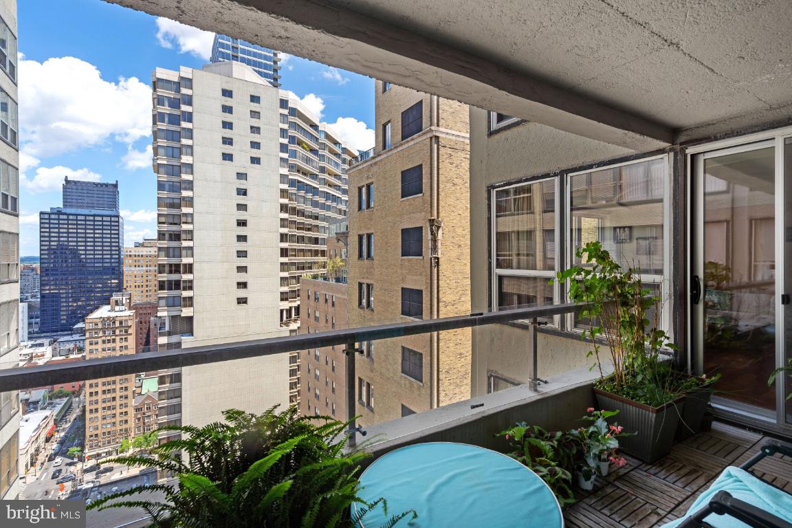 224 West Rittenhouse Square, Unit 2801 Philadelphia, PA 19103 - Photo 8 of 32 Gallery Image 8
