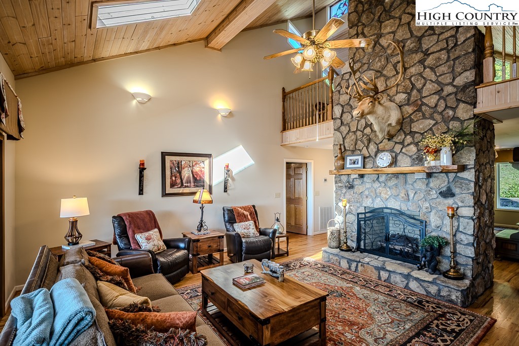 362 Golden Ridge Road Blowing Rock, NC 28605 - Photo 11 of 50 Gallery Image 11