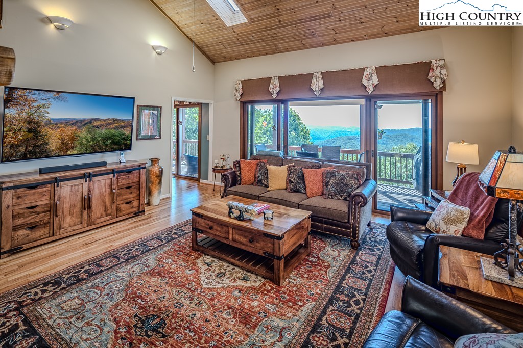 362 Golden Ridge Road Blowing Rock, NC 28605 - Photo 13 of 50 Gallery Image 13