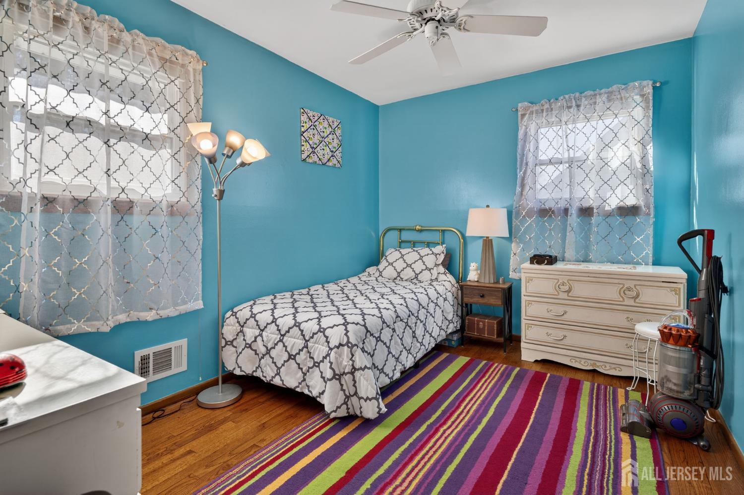 159 Washington Avenue Old Bridge, NJ 07747 - Photo 13 of 29