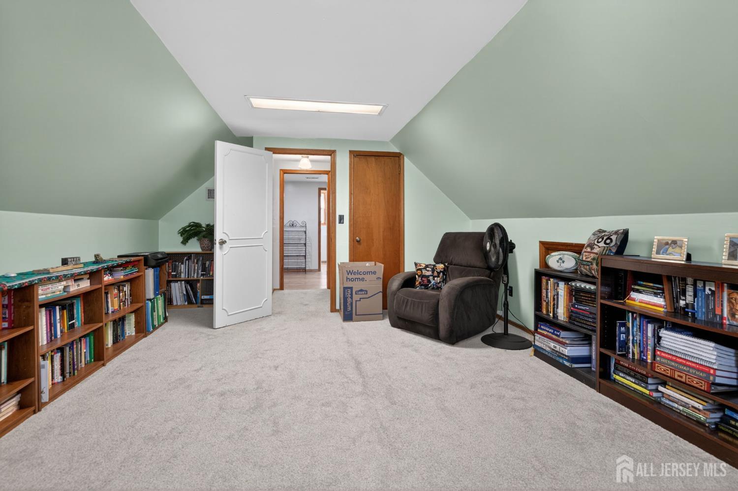 159 Washington Avenue Old Bridge, NJ 07747 - Photo 15 of 29