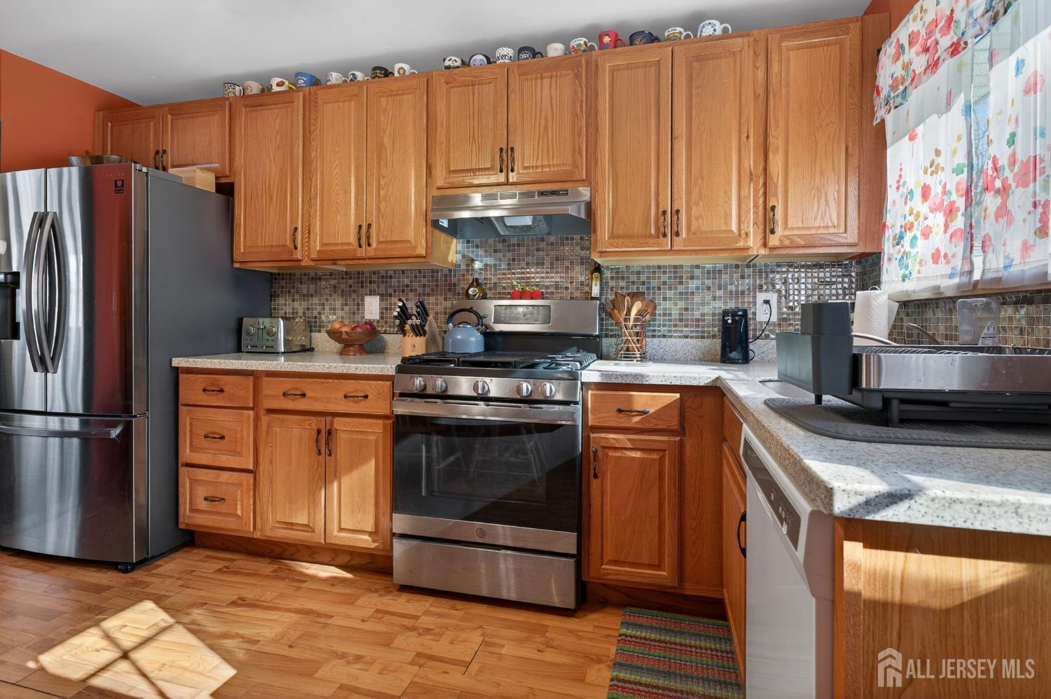 159 Washington Avenue Old Bridge, NJ 07747 - Photo 7 of 29