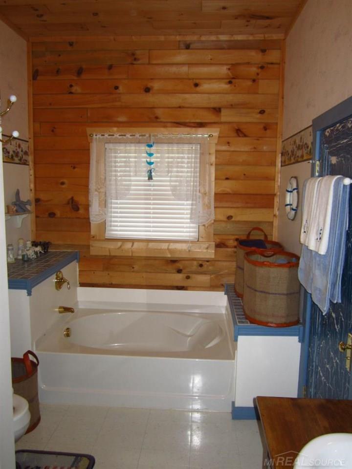 5878 Lakeview Road Port Hope, MI 48468 - Photo 5 of 11