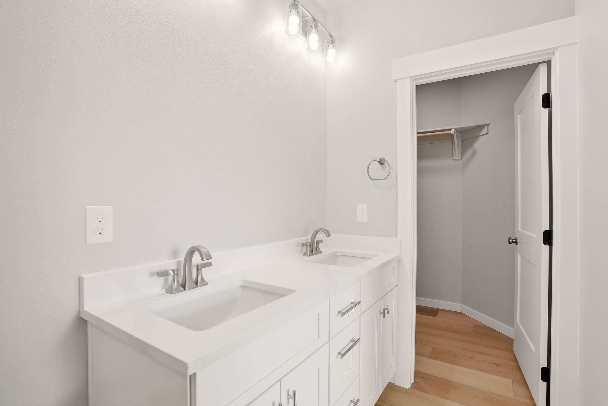 2107 North Sipple Road Spokane Valley, WA 99212 - Photo 13 of 22 Gallery Image 13