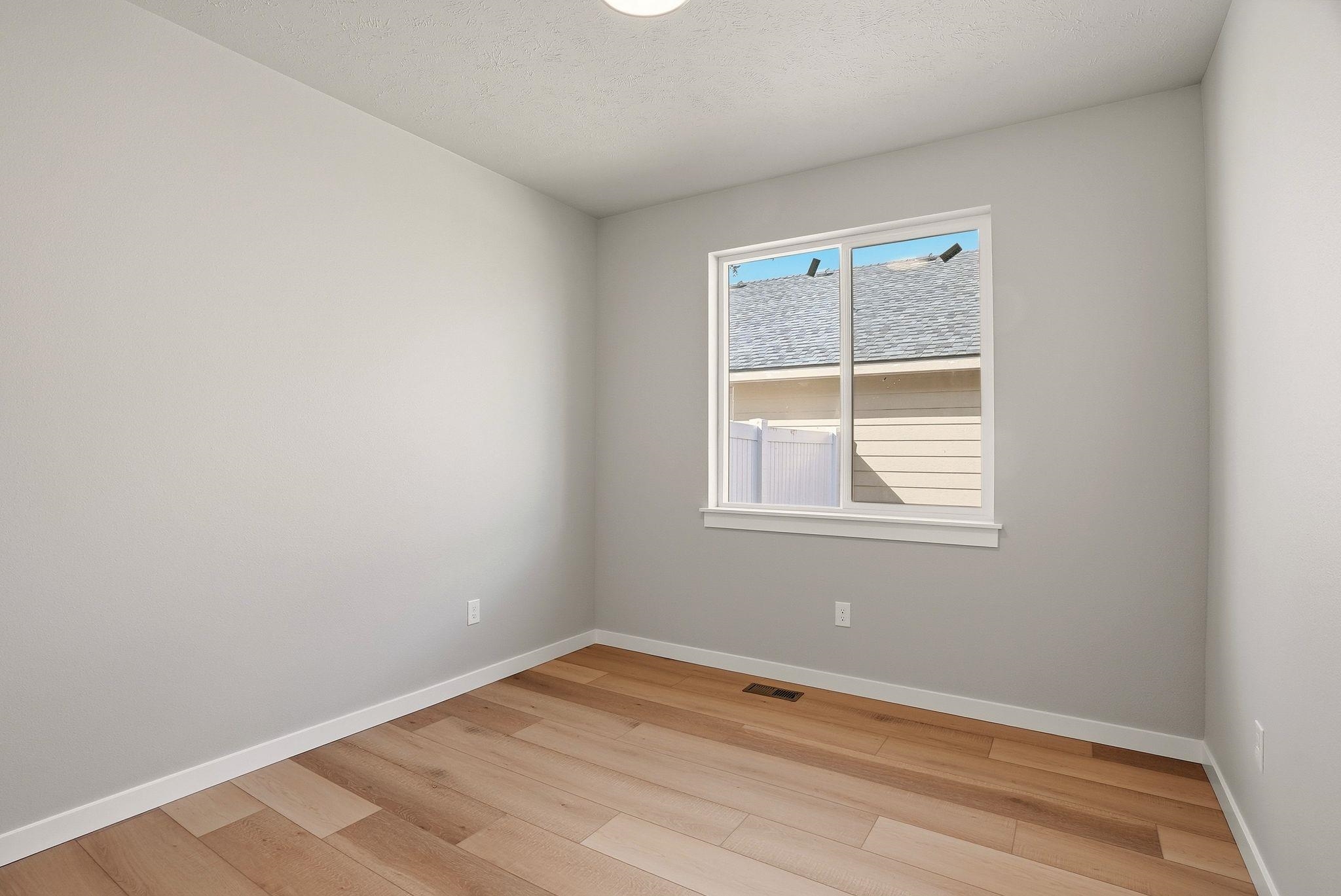 2107 North Sipple Road Spokane Valley, WA 99212 - Photo 17 of 22 Gallery Image 17
