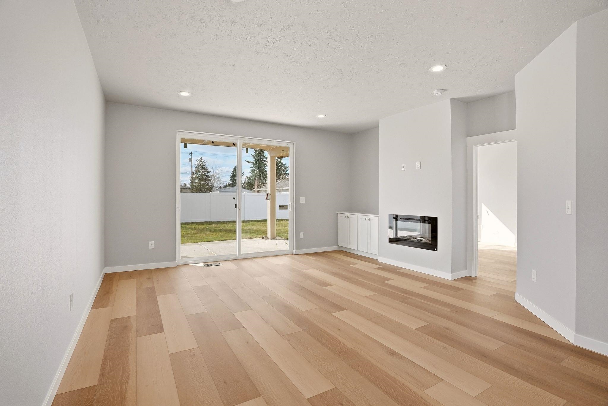 2107 North Sipple Road Spokane Valley, WA 99212 - Photo 3 of 22 Gallery Image 3