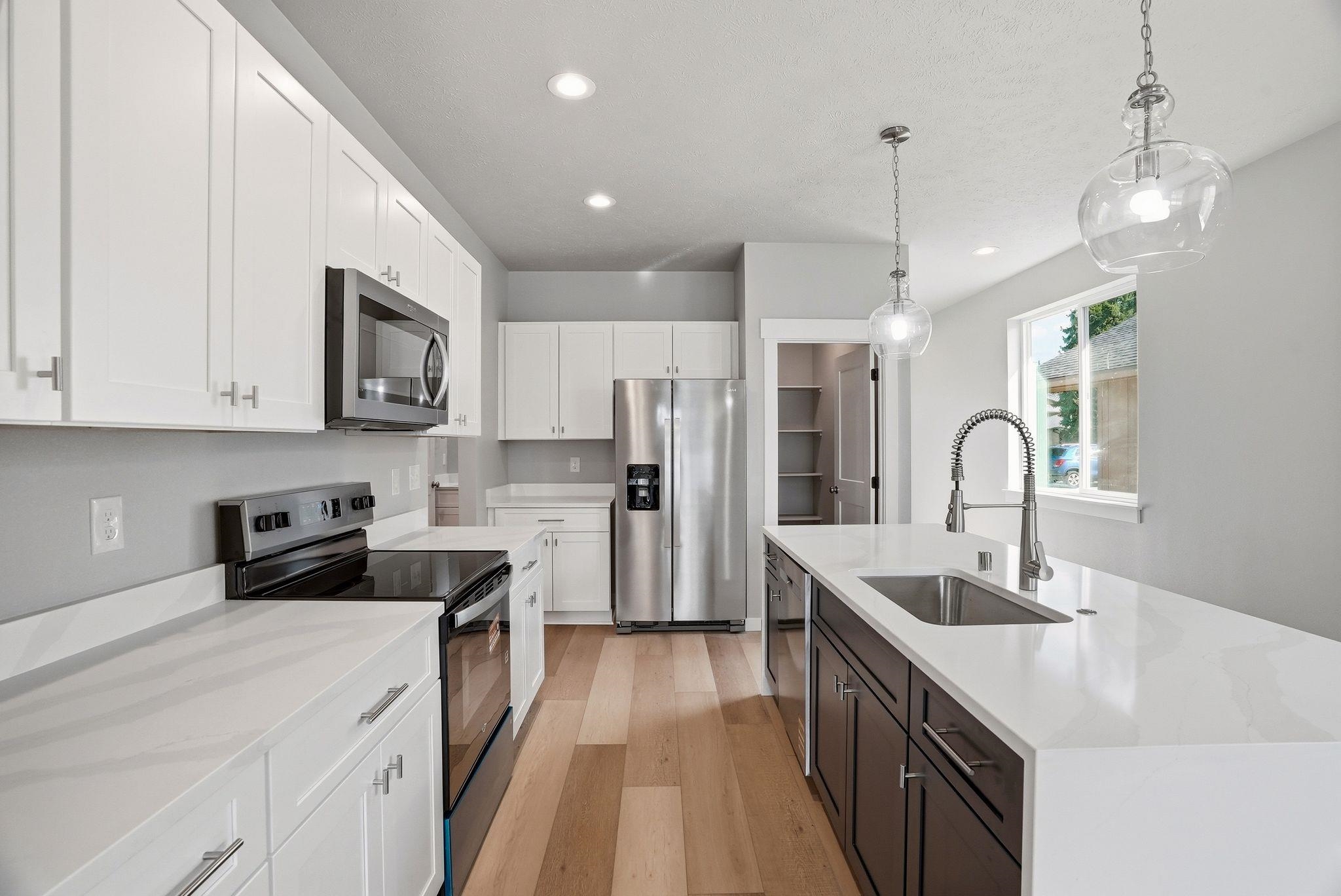 2107 North Sipple Road Spokane Valley, WA 99212 - Photo 8 of 22 Gallery Image 8