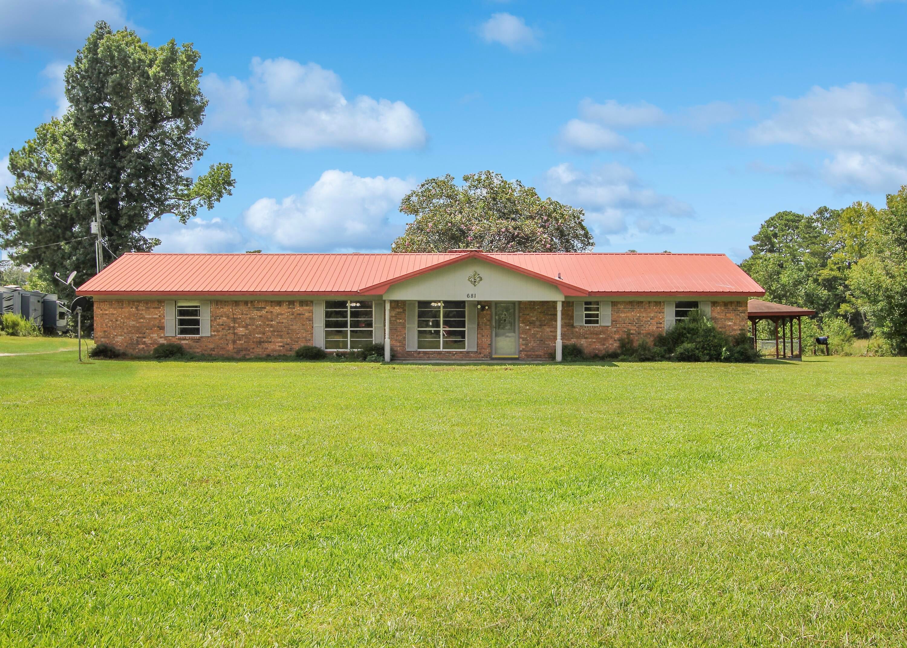 681 West Hawthorne Road Leesville, LA 71446 - Photo 1 of 1 Gallery Image 1