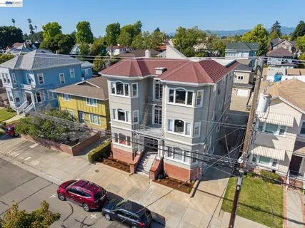 $1,899,000 | 2021 Clinton Avenue, Alameda, CA 94501