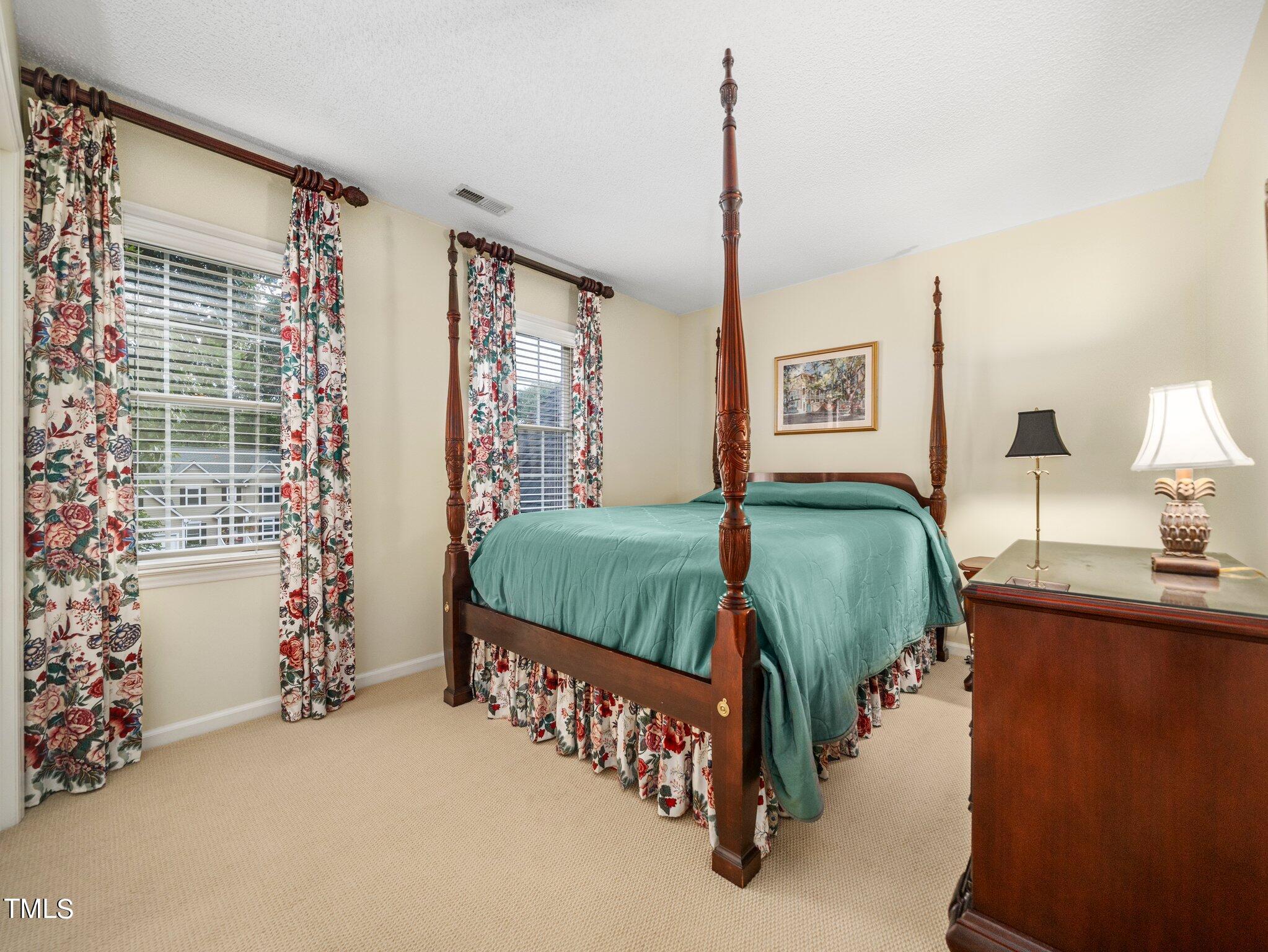 8609 Chalcombe Court Raleigh, NC 27615 - Photo 29 of 37 26-web-or-mls-8609 Chalcombe-187