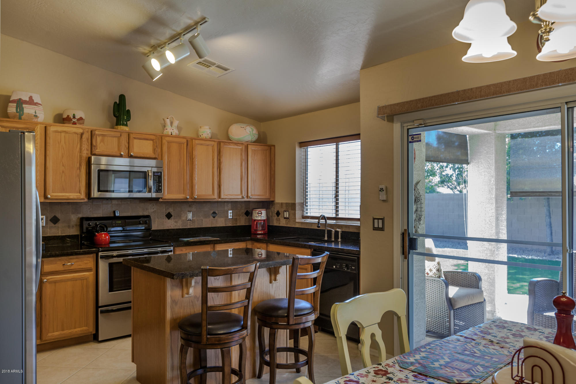 14837 West Wethersfield Road Surprise, AZ 85379 - Photo 4 of 31 IMG_3388