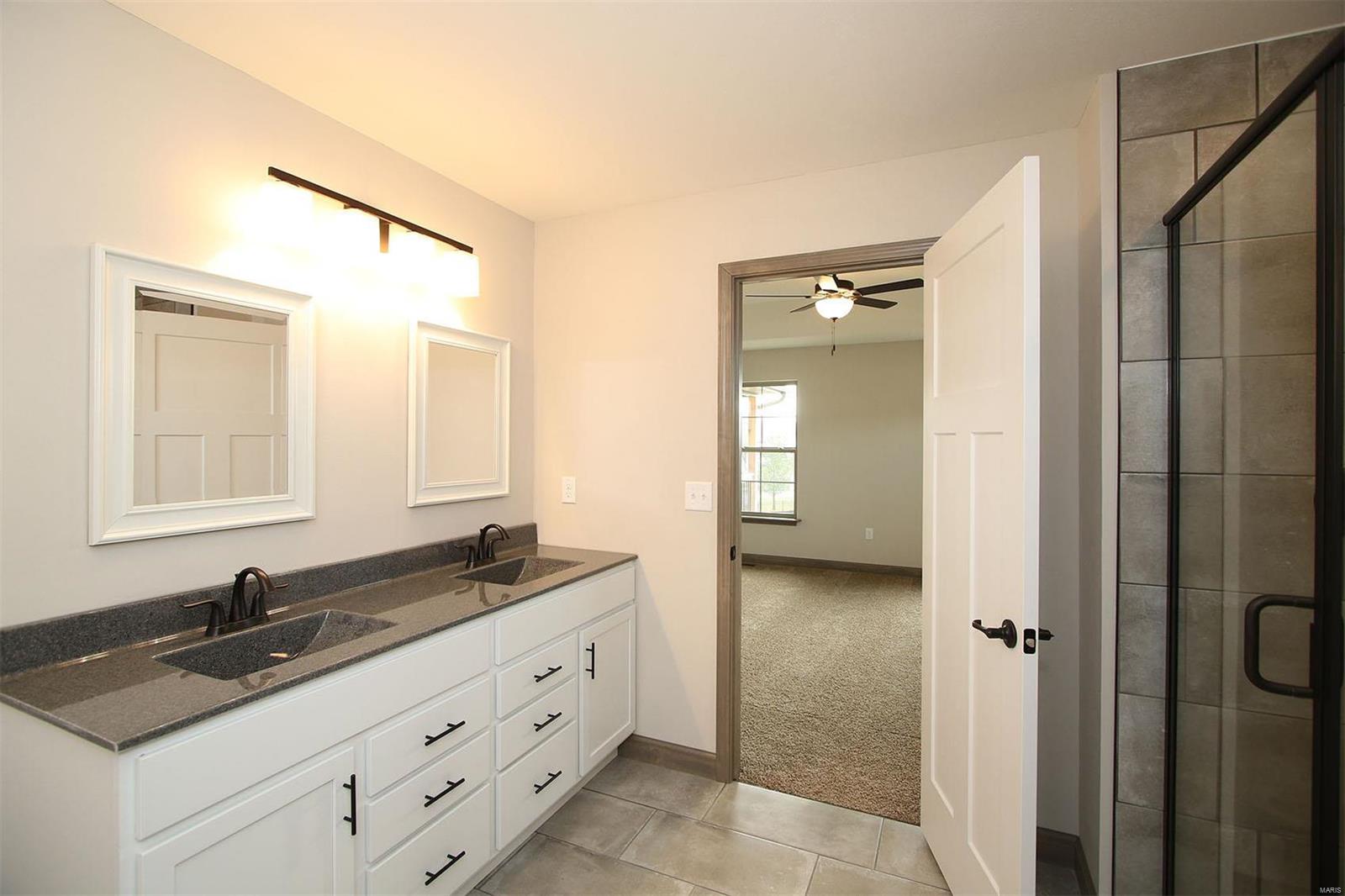 424 Briar Creek Road Troy, IL 62294 - Photo 23 of 47 Gallery Image 23