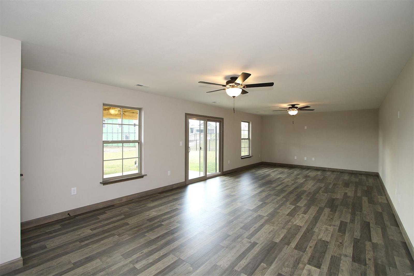 424 Briar Creek Road Troy, IL 62294 - Photo 31 of 47 Gallery Image 31