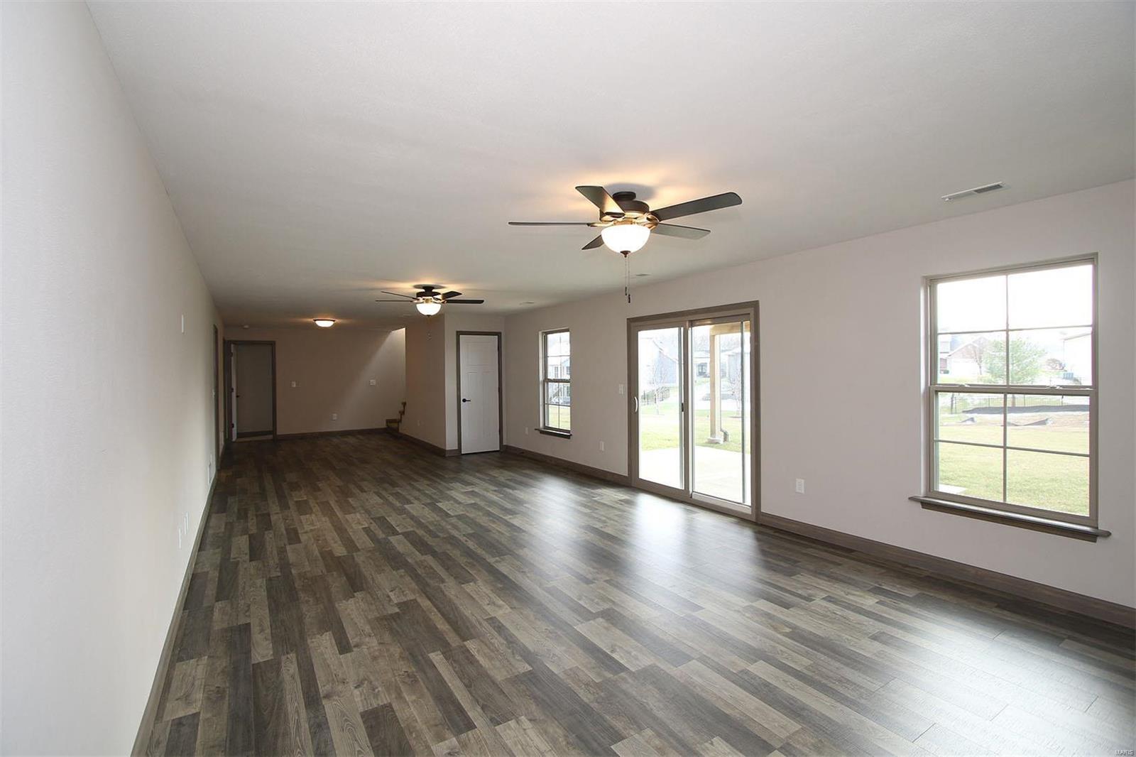 424 Briar Creek Road Troy, IL 62294 - Photo 32 of 47 Gallery Image 32