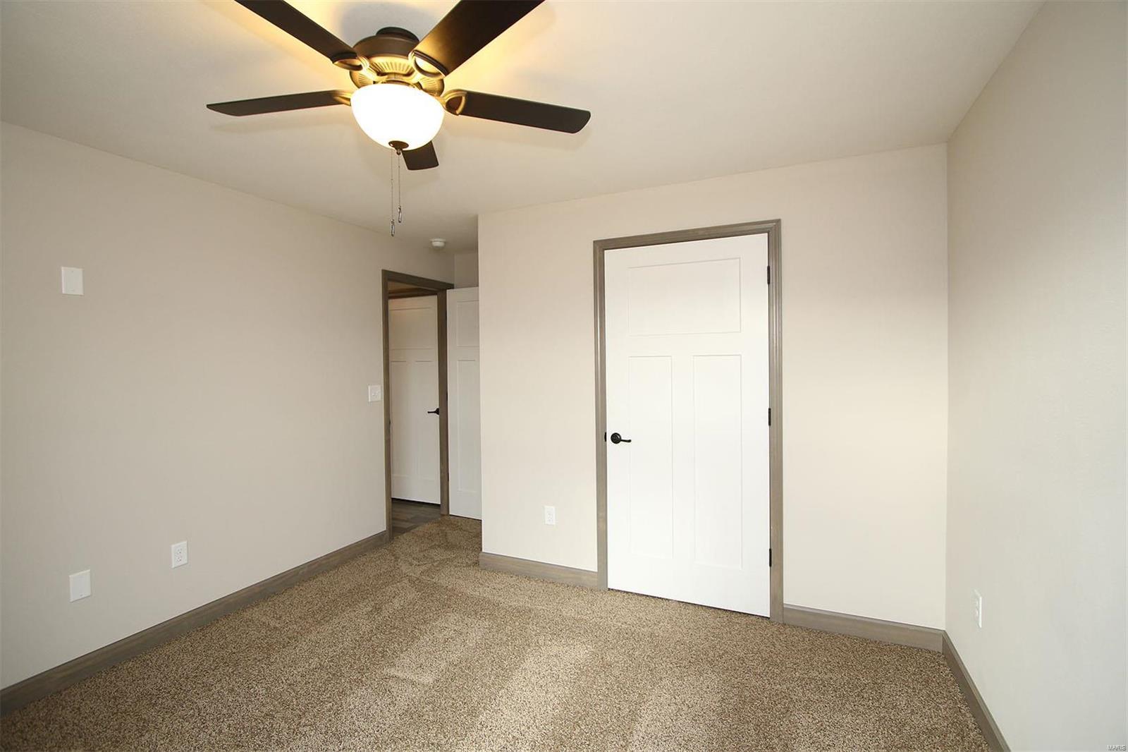 424 Briar Creek Road Troy, IL 62294 - Photo 34 of 47 Gallery Image 34