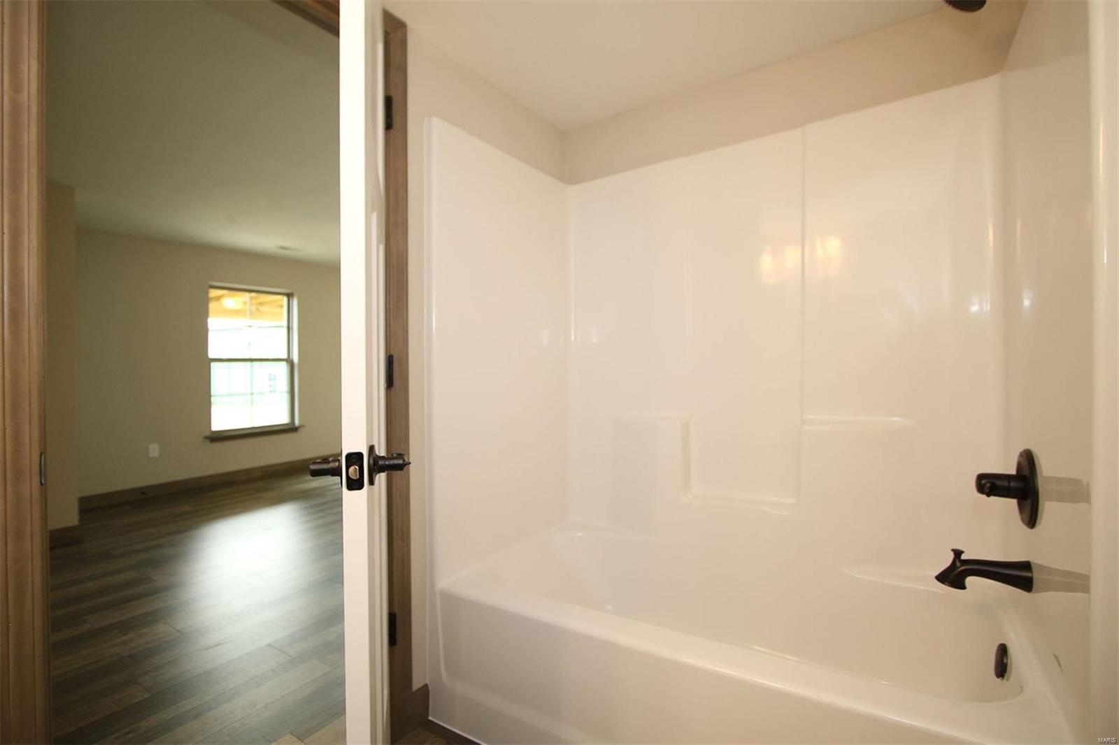 424 Briar Creek Road Troy, IL 62294 - Photo 36 of 47 Gallery Image 36