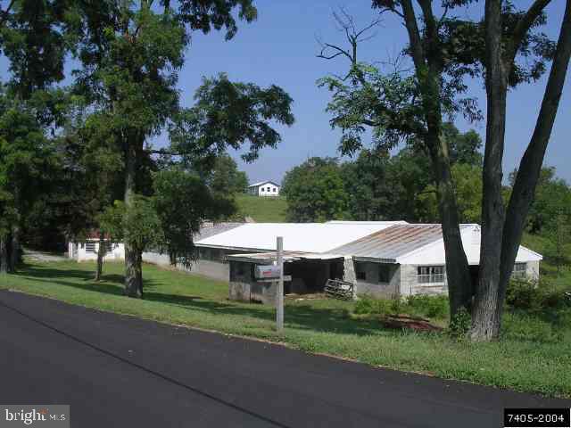 137 Spring Hollow Road Windsor, PA 17366 - Photo 3 of 3