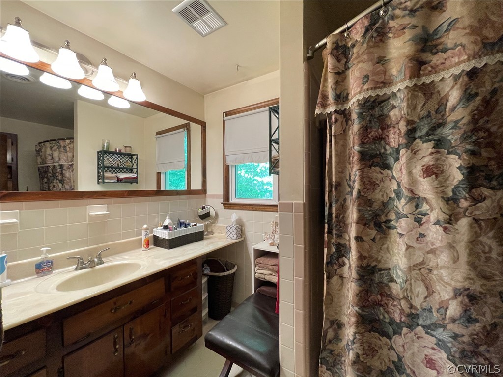 3012 Maplevale Road Chester, VA 23831 - Photo 25 of 38 Gallery Image 25