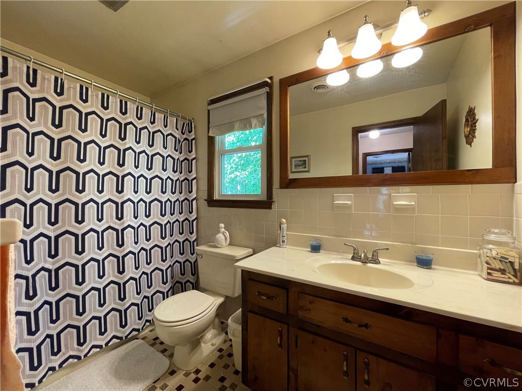 3012 Maplevale Road Chester, VA 23831 - Photo 33 of 38 Gallery Image 33