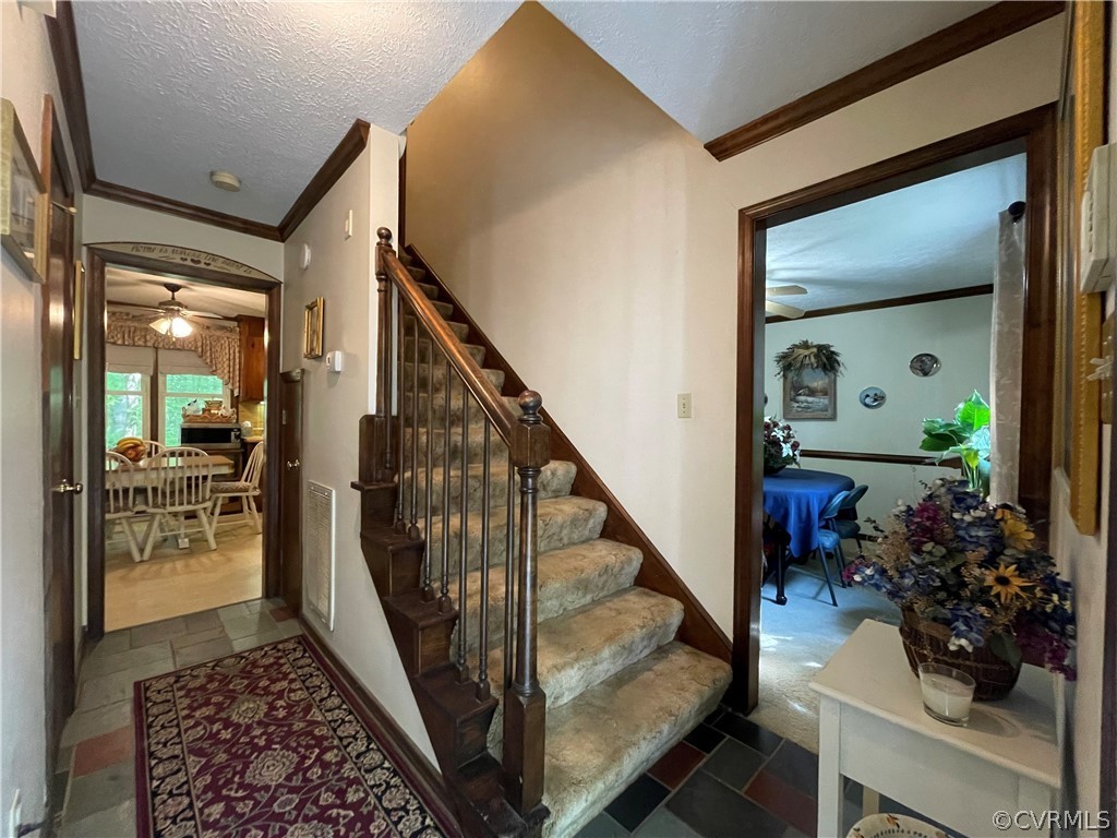 3012 Maplevale Road Chester, VA 23831 - Photo 6 of 38 Gallery Image 6