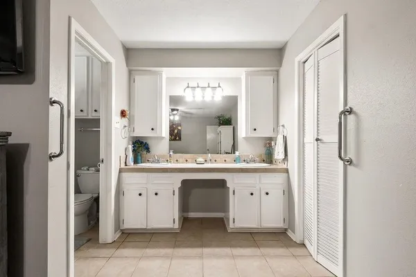 $300,000 | 2718 Lufkin Lane, Deer Park, TX 77536