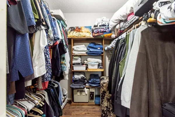 $300,000 | 2718 Lufkin Lane, Deer Park, TX 77536