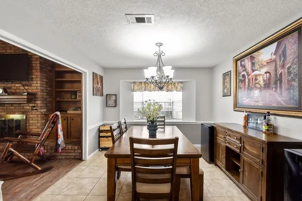 $300,000 | 2718 Lufkin Lane, Deer Park, TX 77536