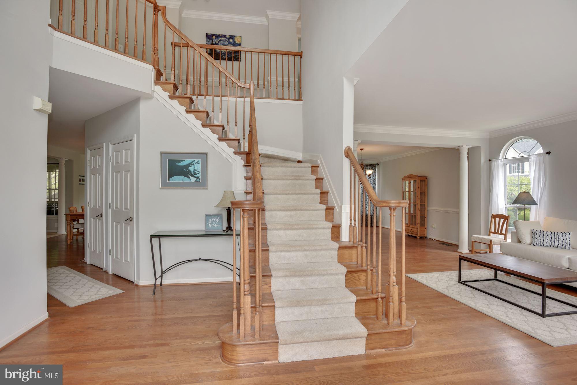 20563 Quarterpath Trace Circle Sterling, VA 20165 - Photo 3 of 41