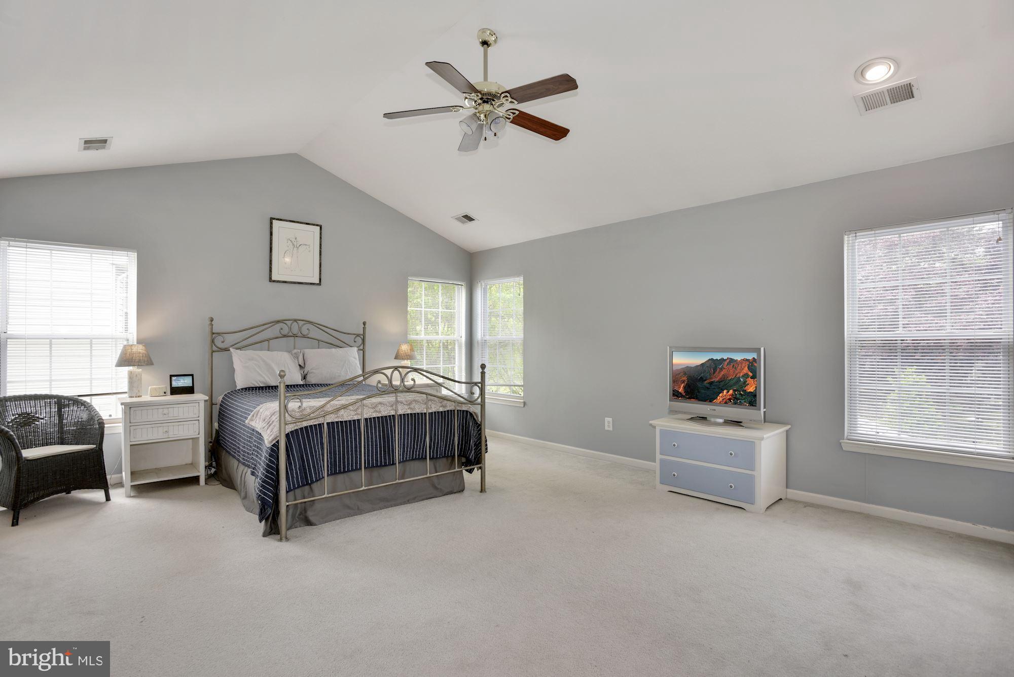 20563 Quarterpath Trace Circle Sterling, VA 20165 - Photo 22 of 41