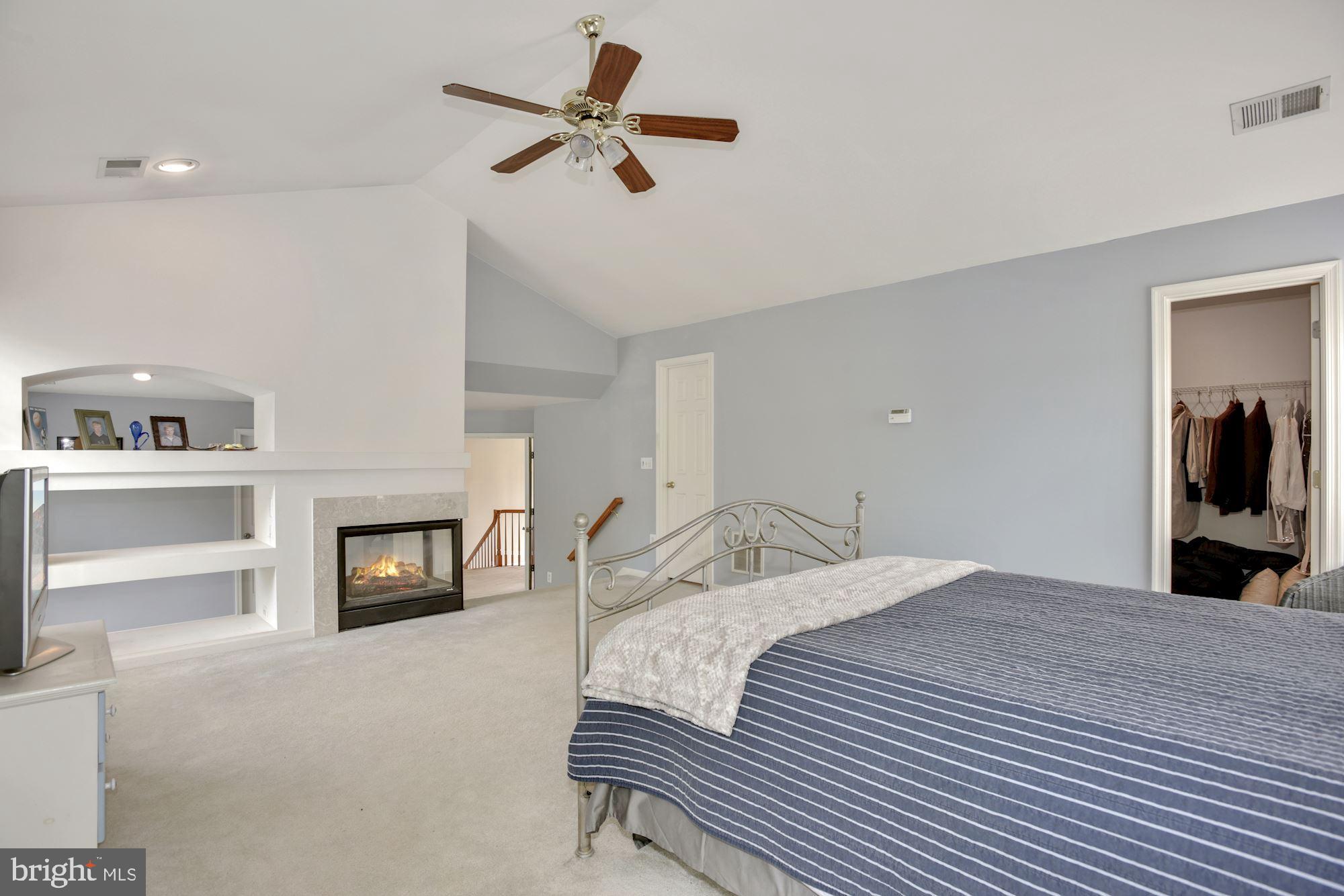 20563 Quarterpath Trace Circle Sterling, VA 20165 - Photo 23 of 41