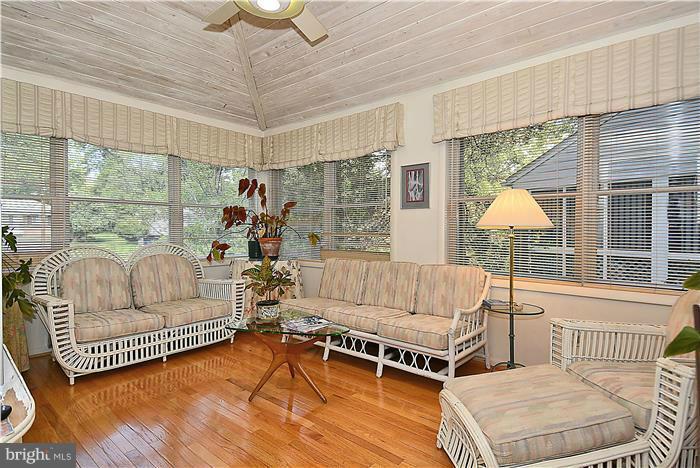9620 Old Spring Road Kensington, MD 20895 - Photo 11 of 22 Sunroom