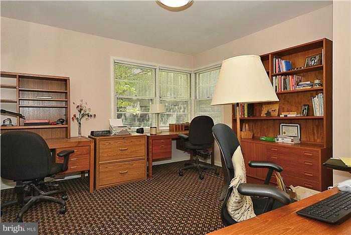 9620 Old Spring Road Kensington, MD 20895 - Photo 15 of 22 Bedroom